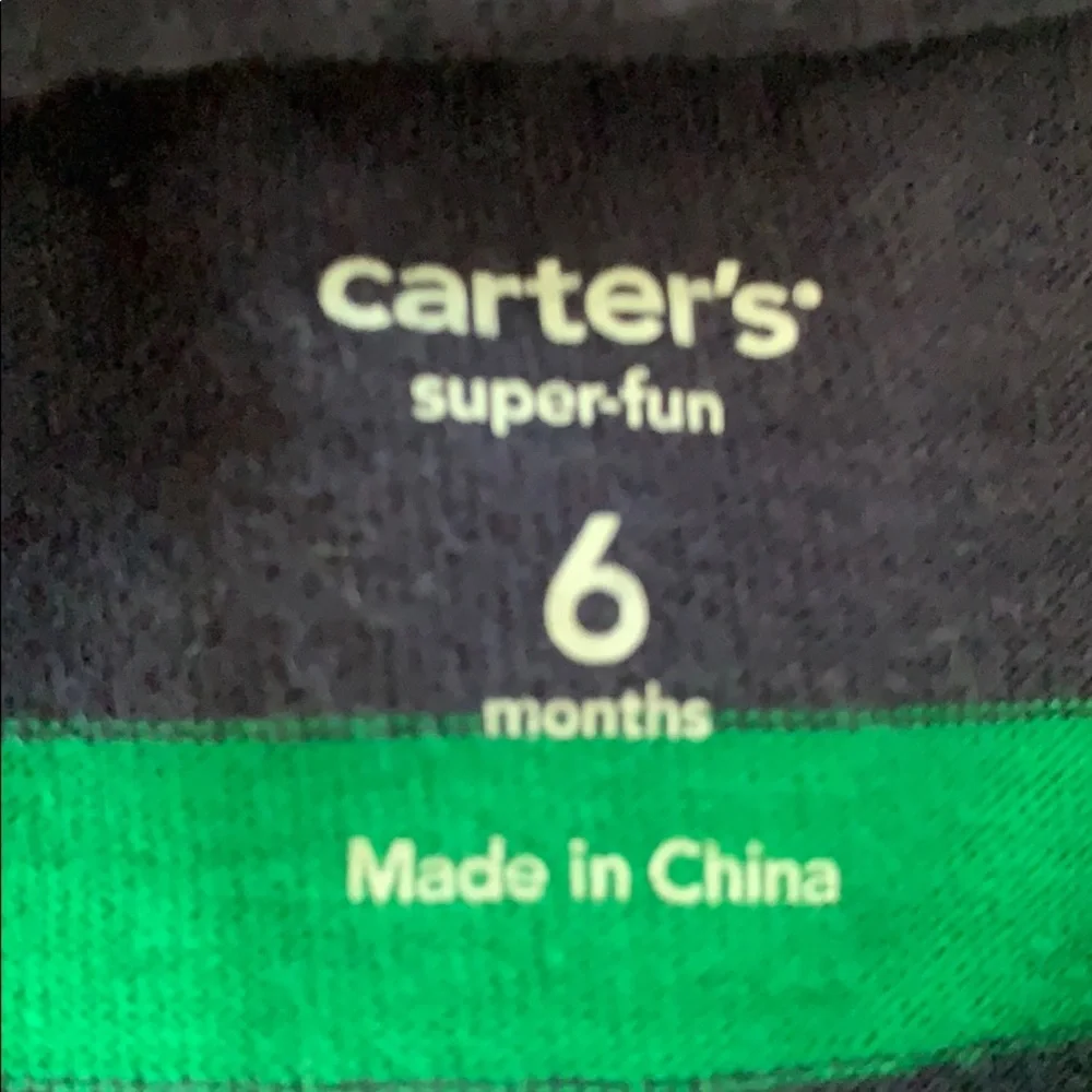EUC Carter’s one piece, sz 6 months